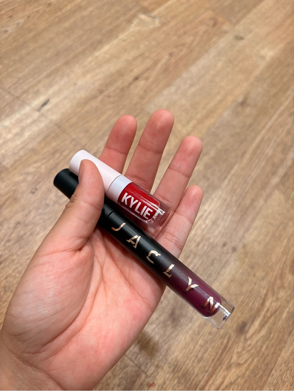 Kylie Cosmetics Red & Deep Berry Lipstick Duo